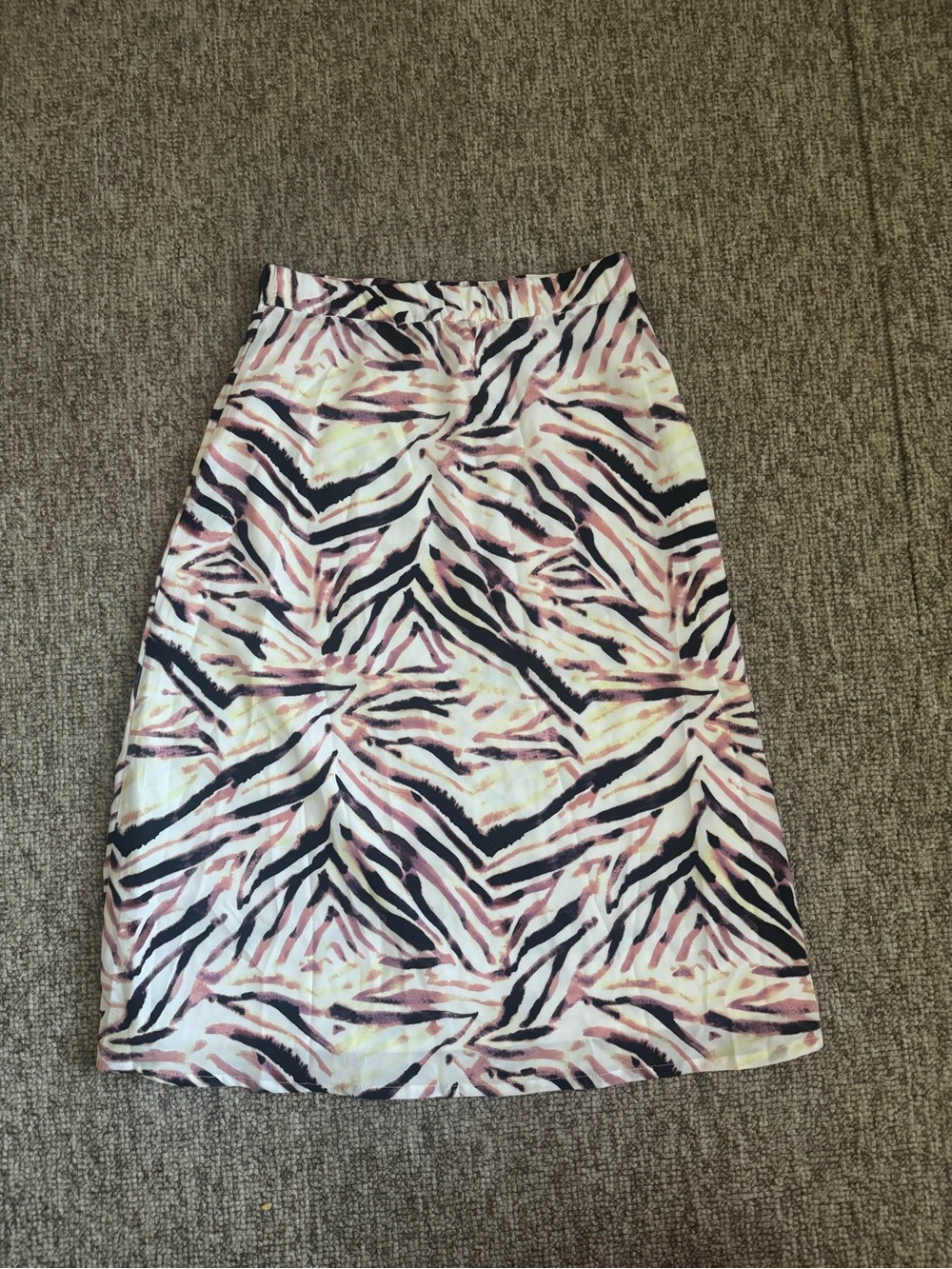 Kendall & Kylie Zebra-Stripe Lined A-line Midi Skirt L